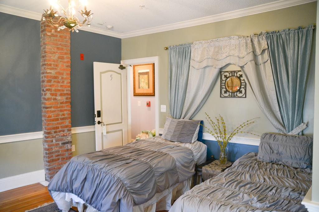 Naomi'S Inn Bed & Breakfast Springfield Dış mekan fotoğraf